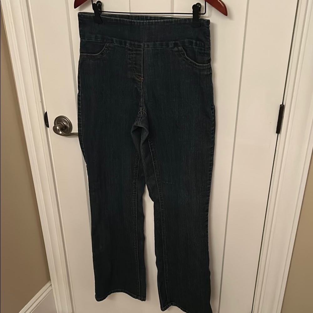 Contrast Women's Dark Blue Pull-On Jeans, size 8/9